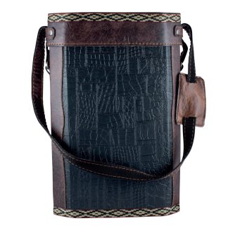 CARRIES THERMOS